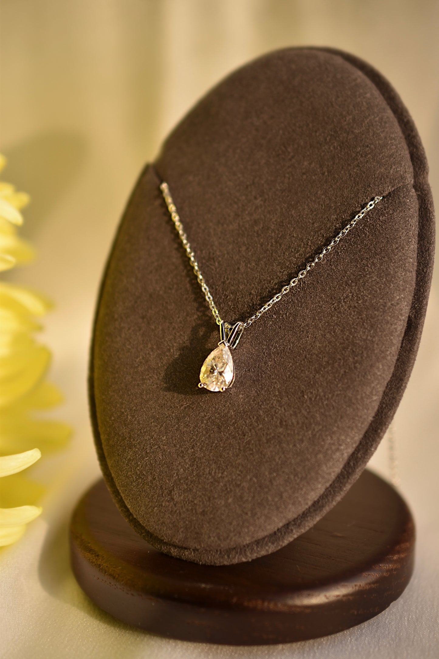 Mini Pear Shape Pendant in Cream Moissanite