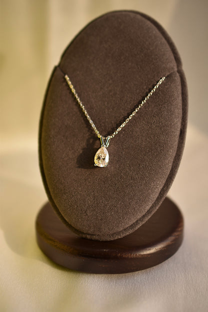 Mini Pear Shape Pendant in Cream Moissanite